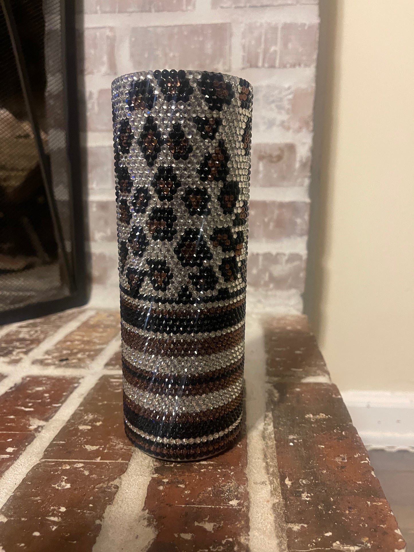 Vaso de resina con diamantes de imitación de 20 oz